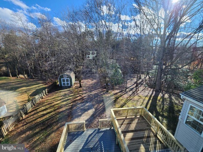 Building Photo - 5625 Reardon Ln