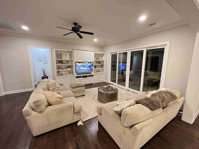 Building Photo - Lovely Home Located In Bluffton