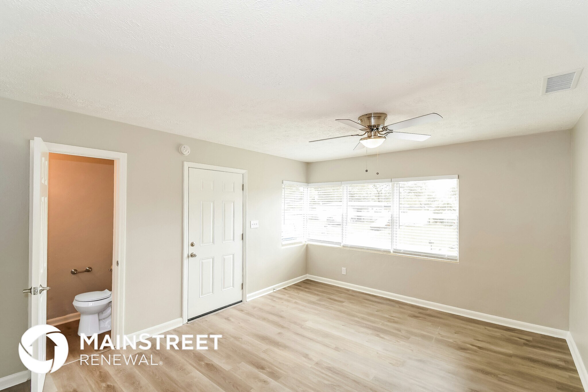 Building Photo - 4020 Angol Pl