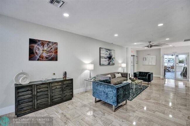 Building Photo - 301 N Ocean Blvd