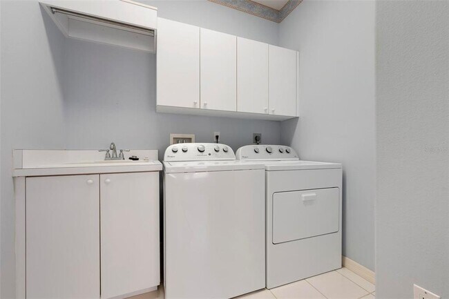 Building Photo - 3773 Amapola Ln