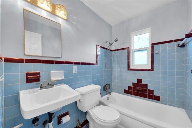 Building Photo - 1101 28th St N