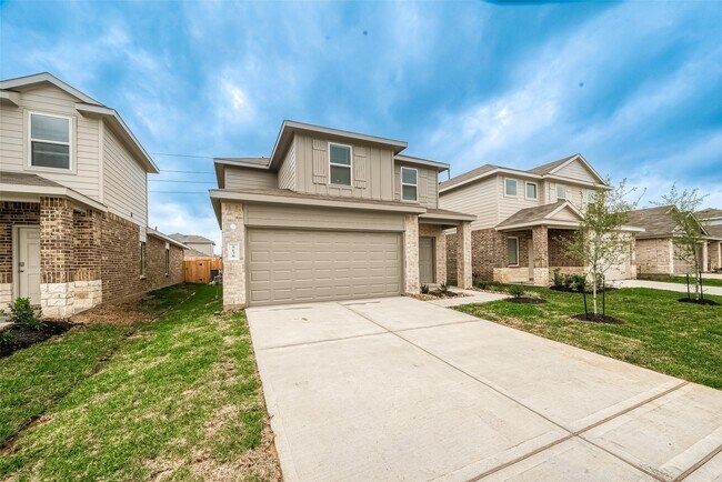 Building Photo - 5630 Avalon Woods Dr