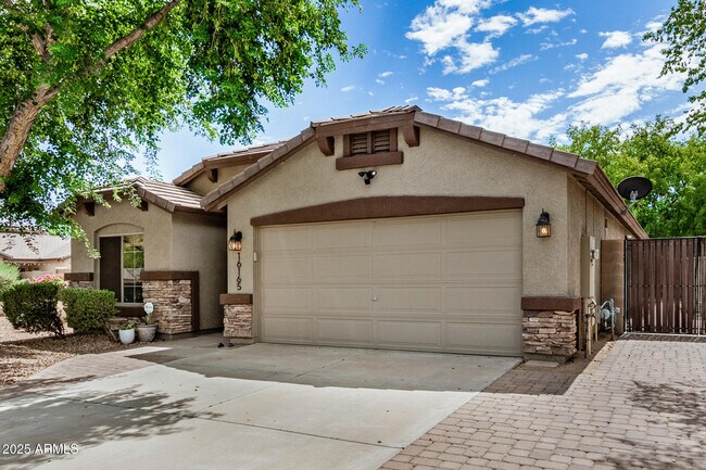 Building Photo - 16165 W Mauna Loa Ln