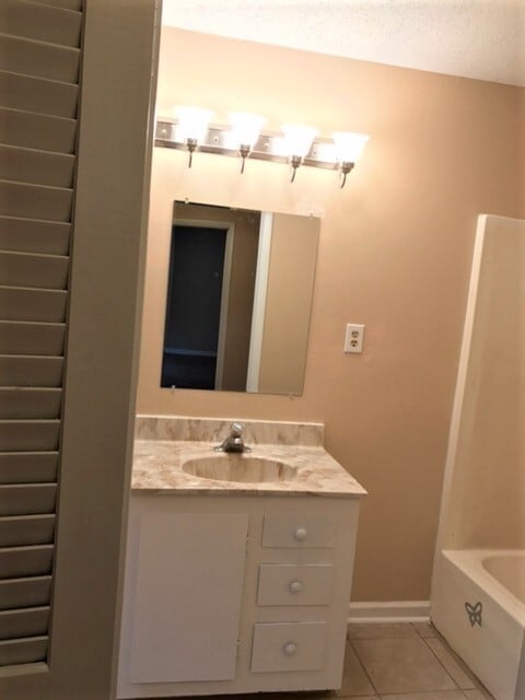 Building Photo - 107 Laircey St