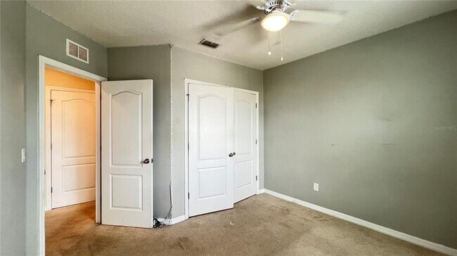 Building Photo - 9017 Alba Ln