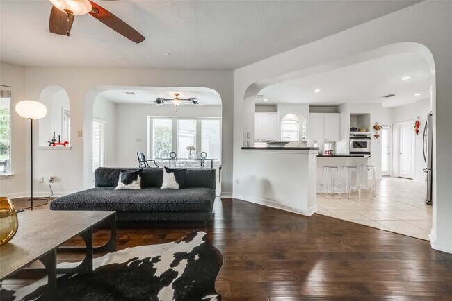 Building Photo - 5710 Cielio Bay Ct