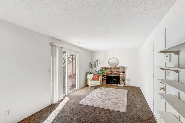 Building Photo - Classic Davis Manor Ranch — 3 Bed, 2 Bath with Covered Patio and Large Yard