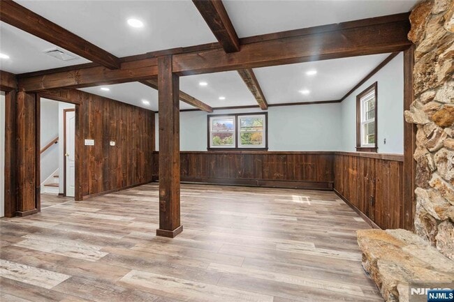 Building Photo - 230 Orchard Dr