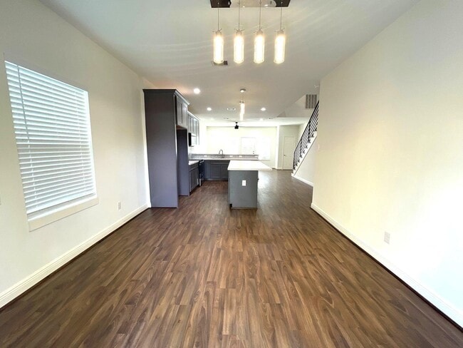 Building Photo - 4913 Southwind St