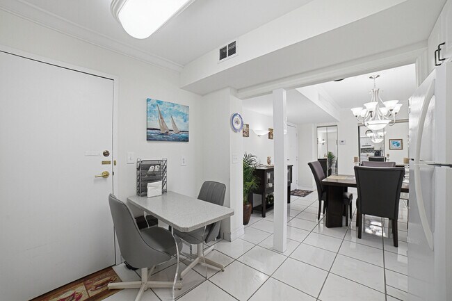 Building Photo - 3450 S Ocean Blvd