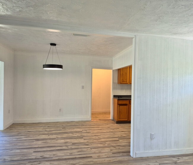 Building Photo - 233 Magellan Dr