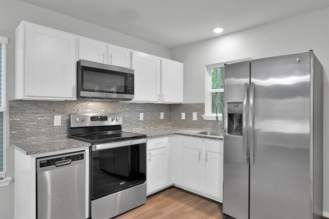 Building Photo - 3391 Arapaho Cir