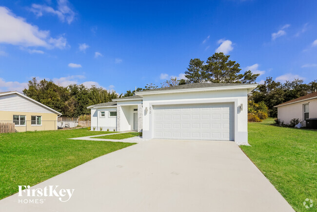 Building Photo - 670 E Goodrich Dr