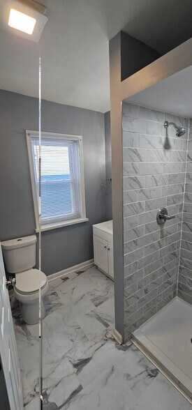 Building Photo - 244 W Douglass St