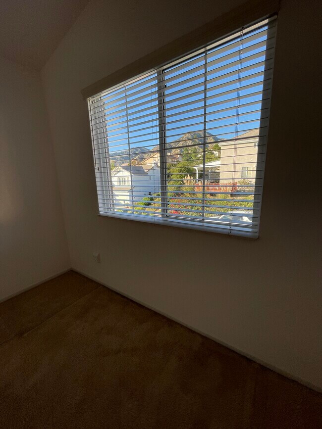 Building Photo - 12110 Via Santa Rosa