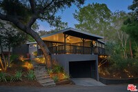 Building Photo - 2701 Jalmia Dr