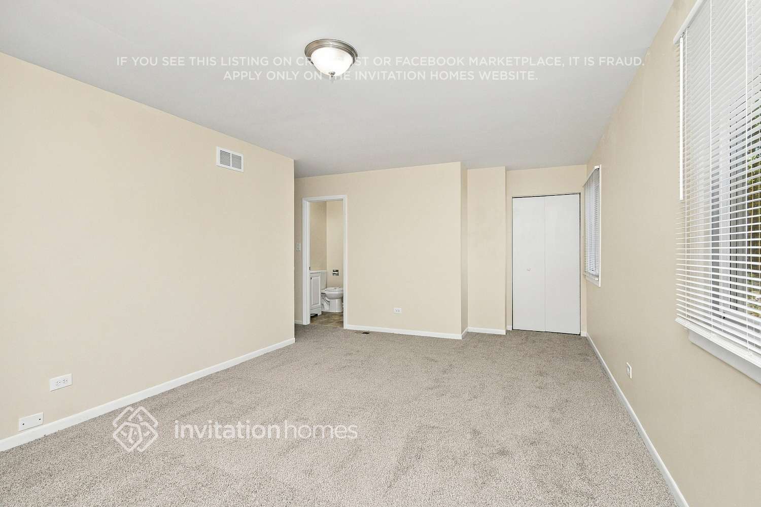 Building Photo - 22830 Lakeshore Dr