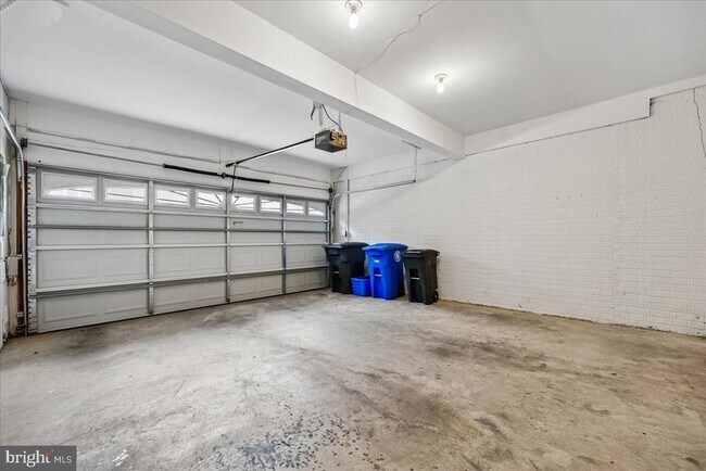 Building Photo - 10539 Tuckerman Heights Cir