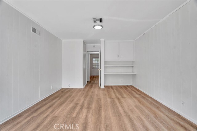 Building Photo - 5835 Jumilla Ave