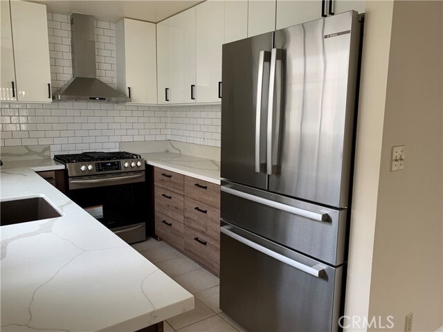 Building Photo - 2971 Plaza del Amo