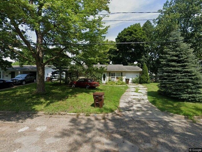 Primary Photo - 310 Lincoln St