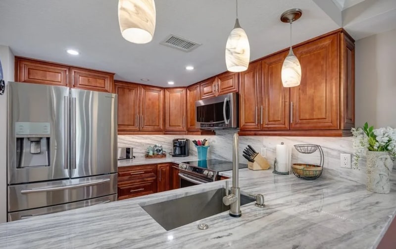 Building Photo - 2885 Palm Beach Blvd