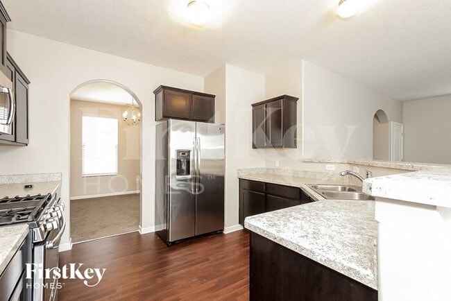 Building Photo - 5609 Alliance Way