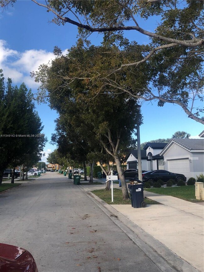 Building Photo - 24221 SW 107th Ave