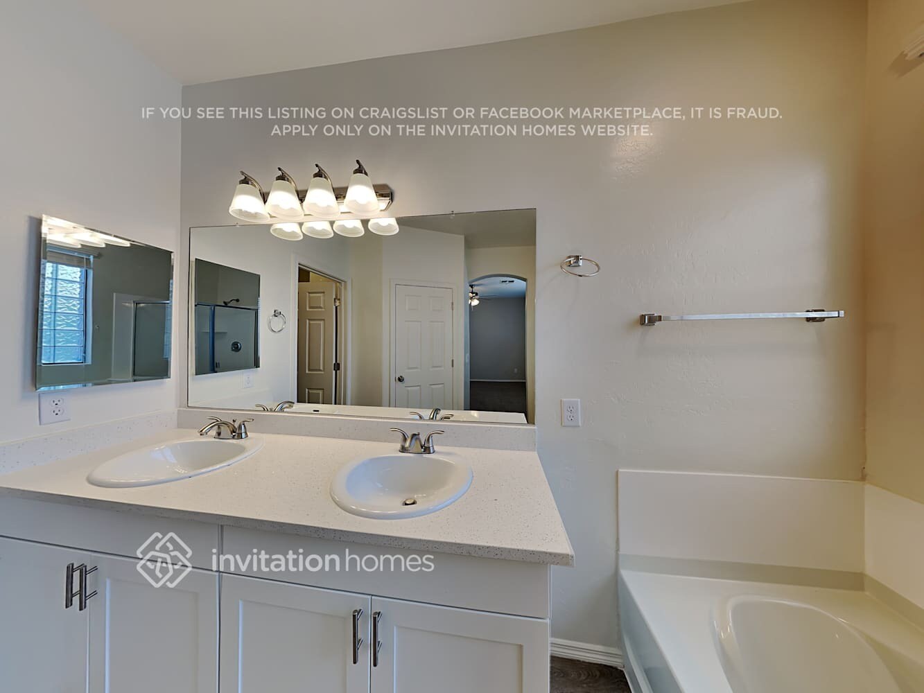 Building Photo - 15747 W Mohave St