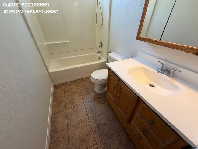 Building Photo - Chino 3 Bedroom Home