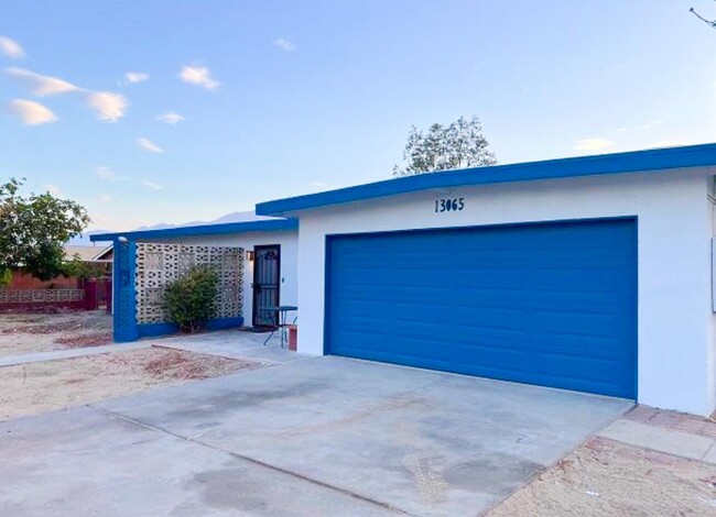 Building Photo - 13065 Ocotillo Rd