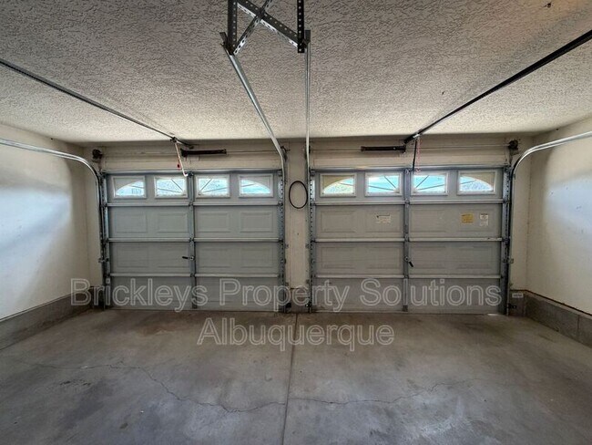 Building Photo - 10331 Dunbar St NW