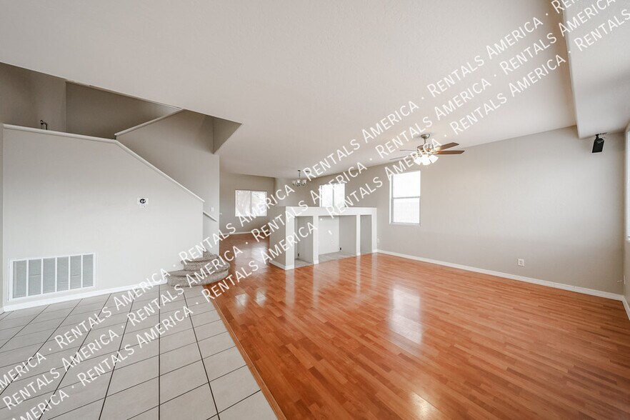 Building Photo - 14605 W Verde Ln