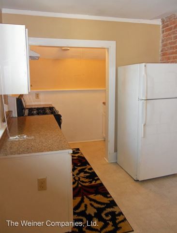 Building Photo - 310 N James St