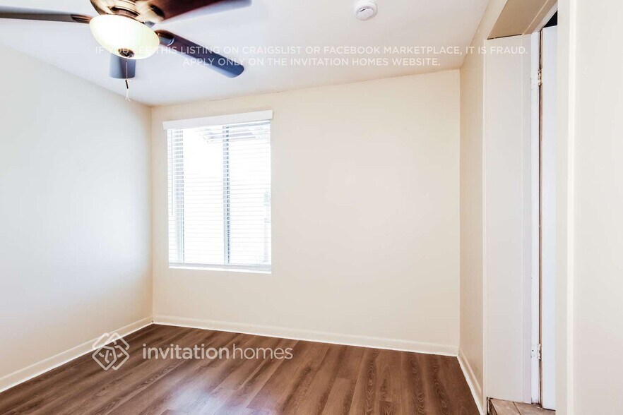 Building Photo - 5043 N 20th Ave