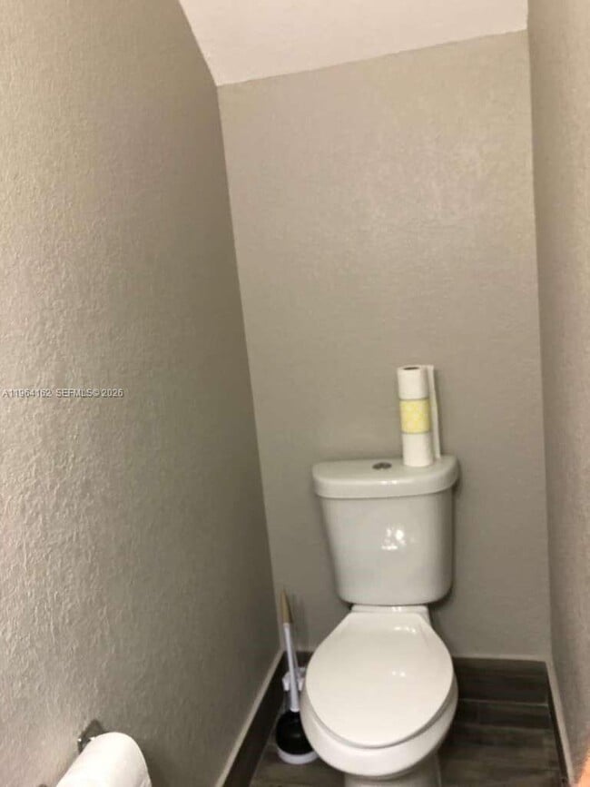 Building Photo - 3737 NW 20th St