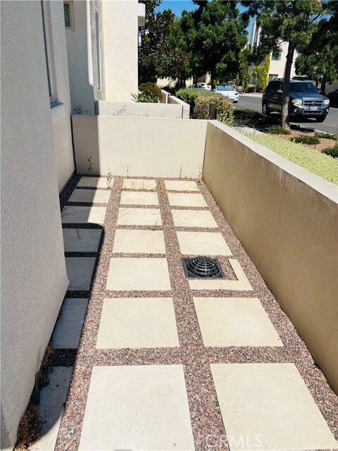Building Photo - 118 Stellar