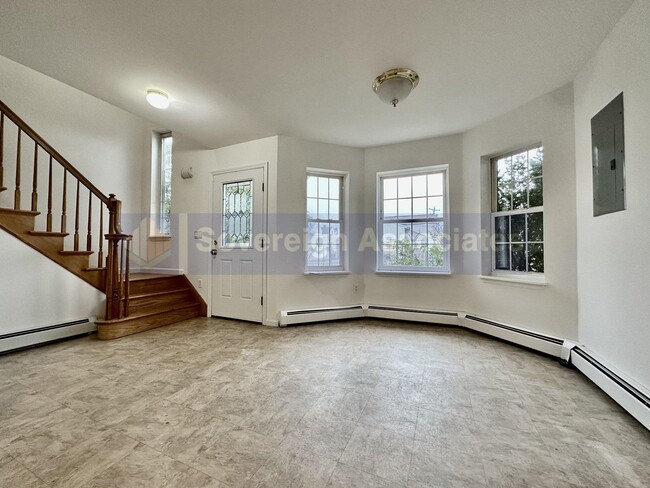 Building Photo - Beautiful house for rent.