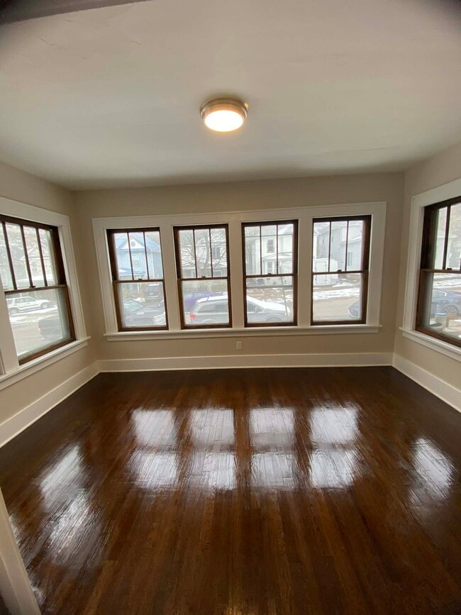 Building Photo - 2420 Plum St