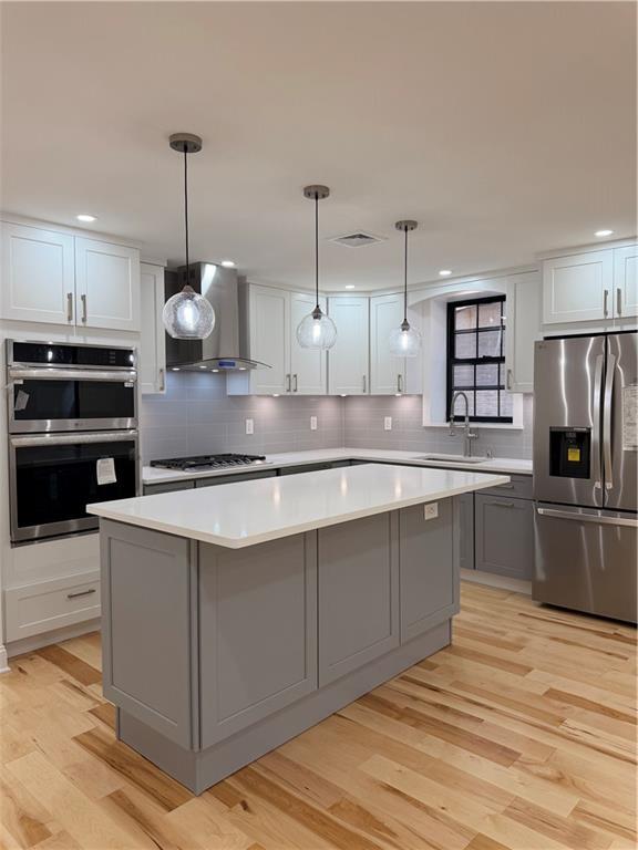 Building Photo - 550 Jamaica Ave