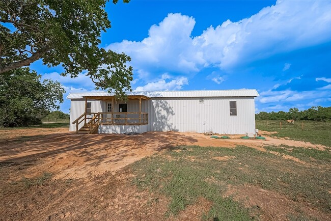 Building Photo - 22334 FM 762 Rd