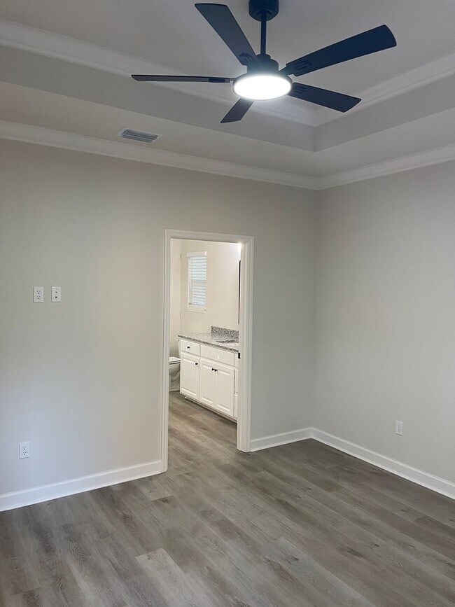 Building Photo - Beautiful New Construction Home