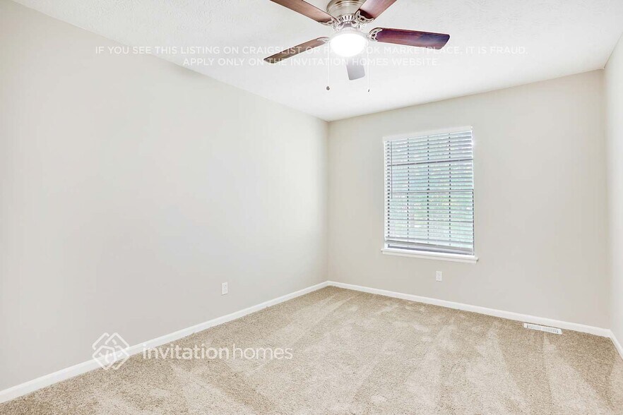 Building Photo - 2413 Leslie Brook Dr