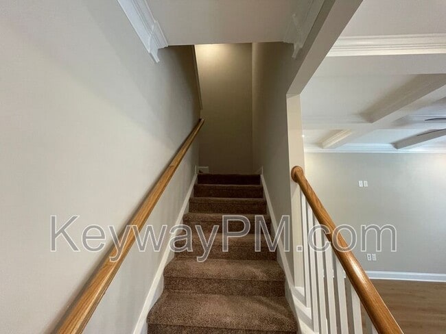 Building Photo - 3089 Venetian Dr