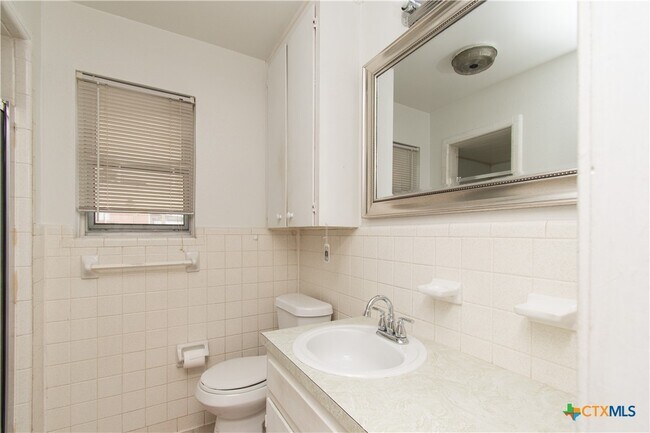 Building Photo - 119 Wolfe Rd