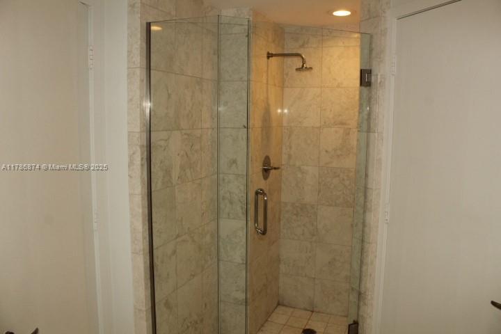 Building Photo - 1331 Brickell Bay Dr