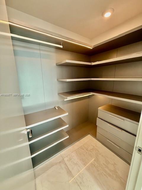 Building Photo - 16901 Collins Ave