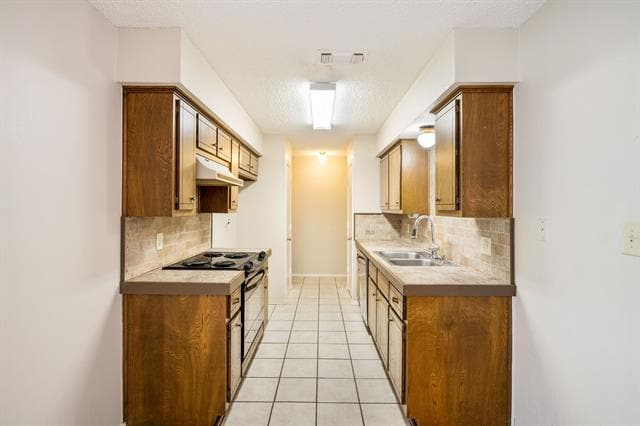 Building Photo - 1108 W Houston St