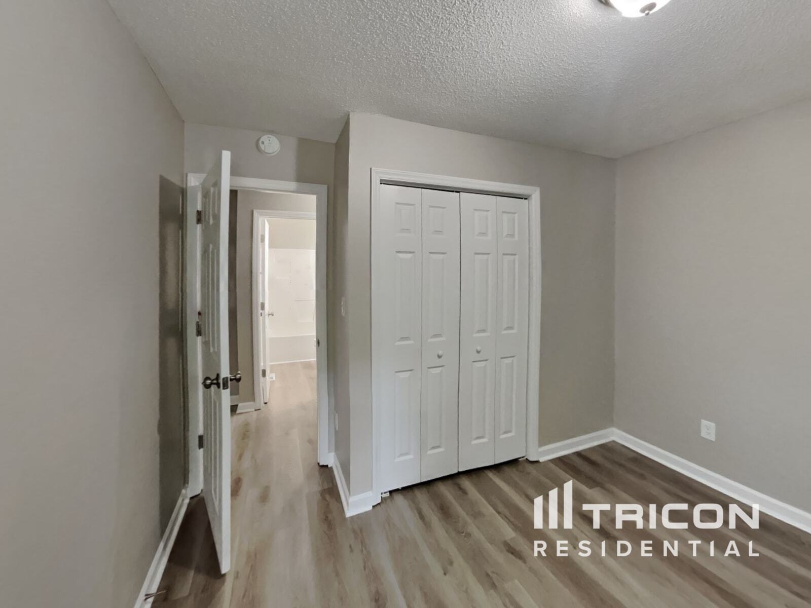Building Photo - 1219 Azalea Dr